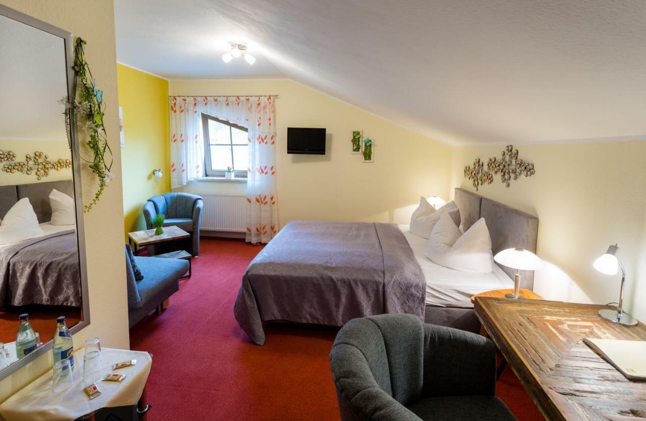 Hotel & Ferienwohnungen Bohlenblick Saalfeld Saale Kültér fotó